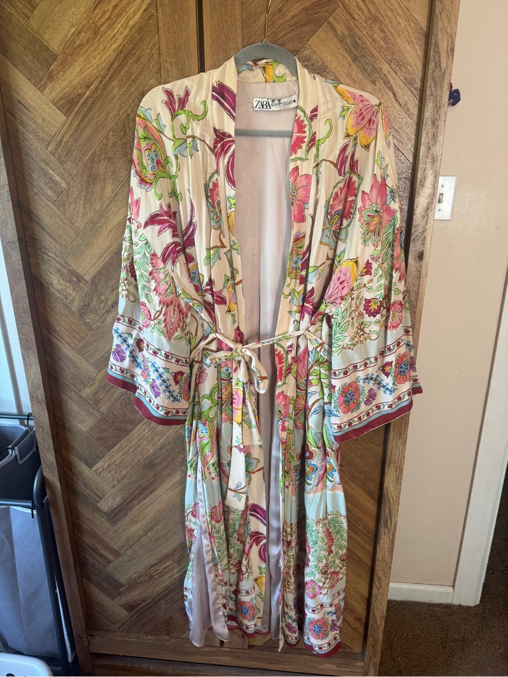 Zara Kimono Robe - Picture 2 of 4